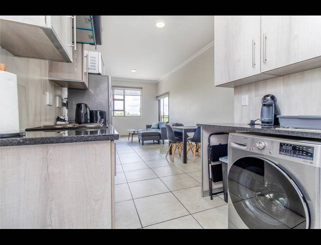 1 BEDROOM APARTMENT TO LET IN FERNDALE